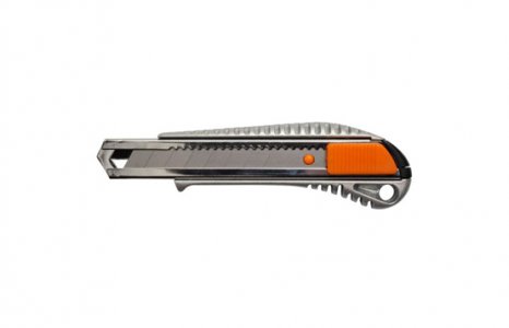 Fiskars univerzális kés 18 mm #1395
